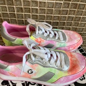 Women’s GBG Los Angeles sneakers. Tie dyed. Size 9.5 women. Worn x1